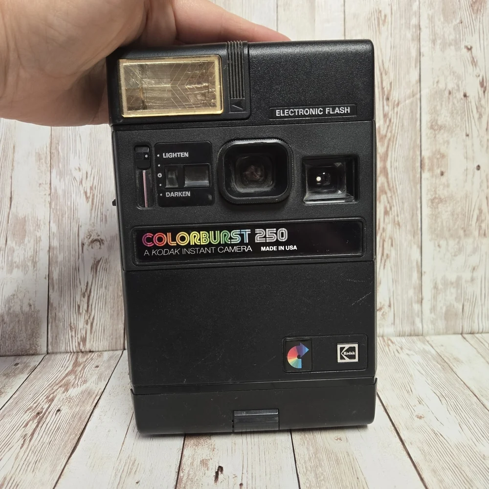 Vintage Kodak Colorburst 250 Instant Camera Electronic Flash Tested Made in USA